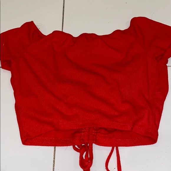 crop tee - Picture 3 of 3